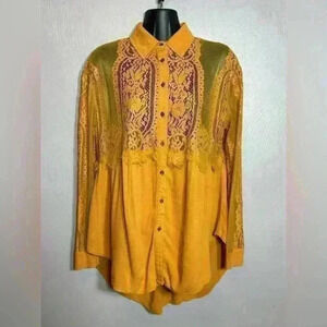 Skylar & Jade Lace High Low Button Top Shirt Long‎ Sleeve Size Small
